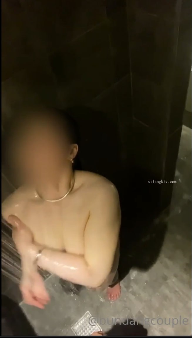 HJMO-618 美乳人妻限定！乳首こねくり我慢ゲーム大会 ノーブラ透け乳首をず～っとコリコリされ感度が爆上がり